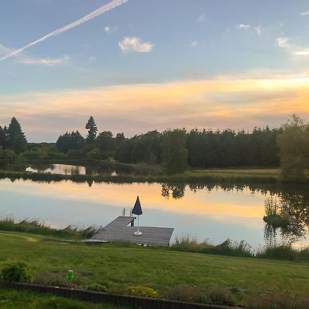 Lieux-Au-Lac Augignac Kültér fotó