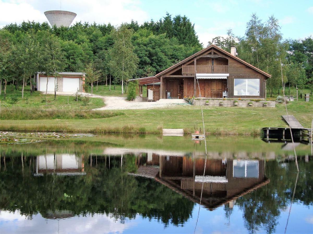 Lieux-Au-Lac Augignac Kültér fotó